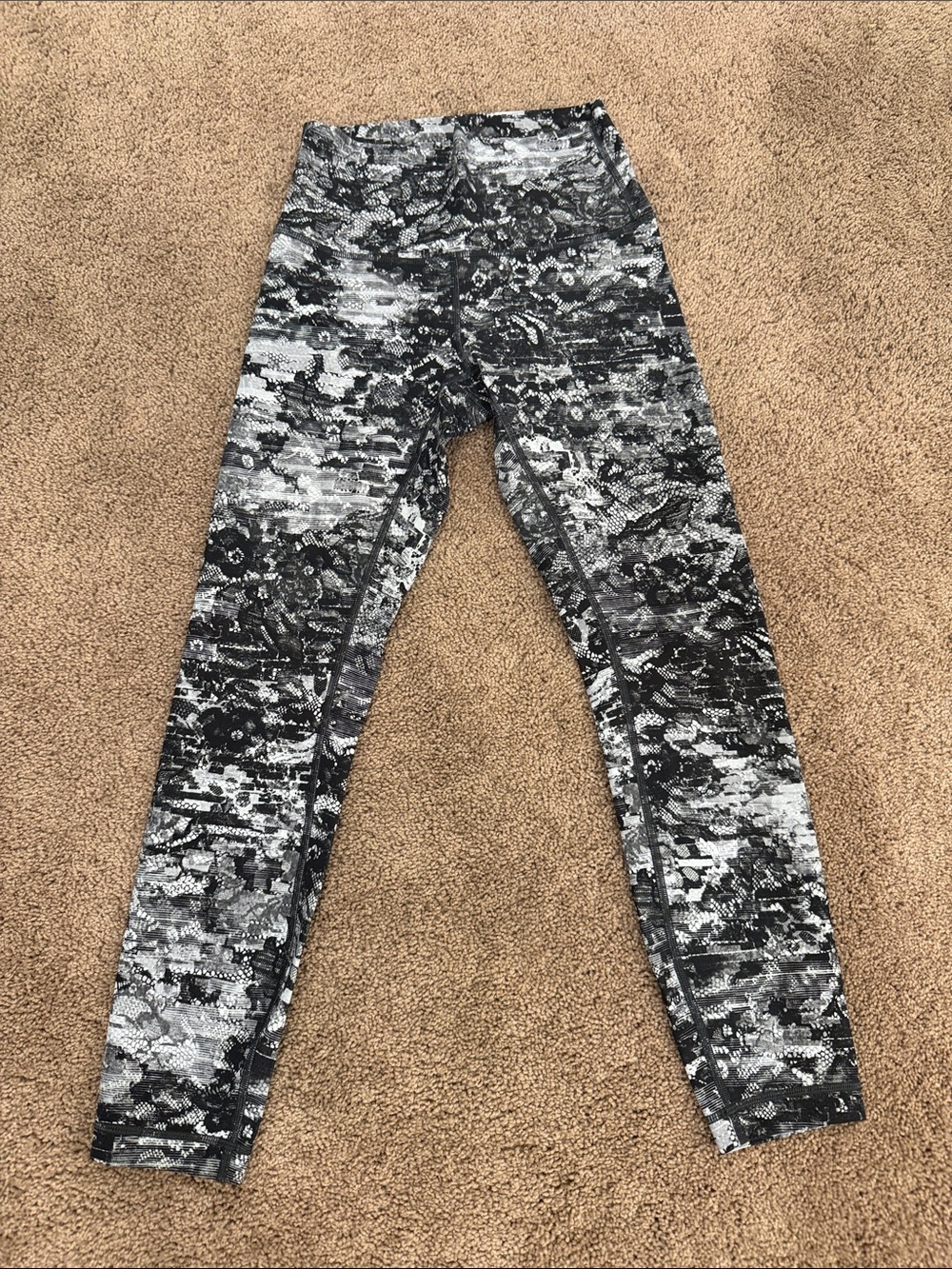 lululemon athletica Black & Gray Printed High-Rise Leggings